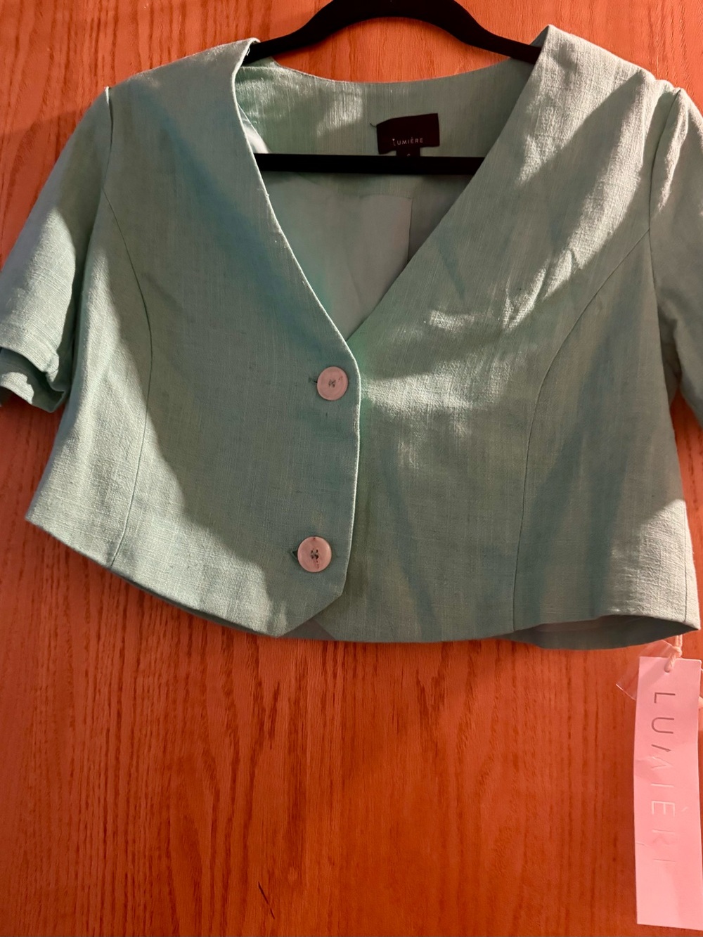 Lumiere Seafoam Cropped Button-Front V-Neck Top